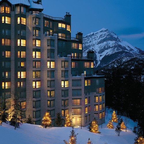 Rimrock-resort-banff-night-exterior.jpg