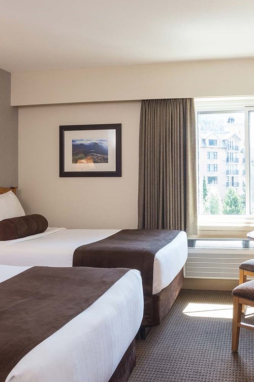 Crystal Lodge, ski accommodation in Whistler. Double twin / family room