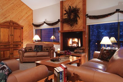 3* Pine Ridge Condos
