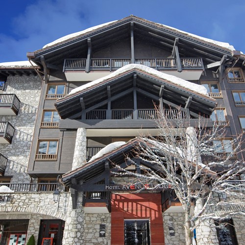 Hotel-Avenue-Lodge-Val-d-Isere-exterior
