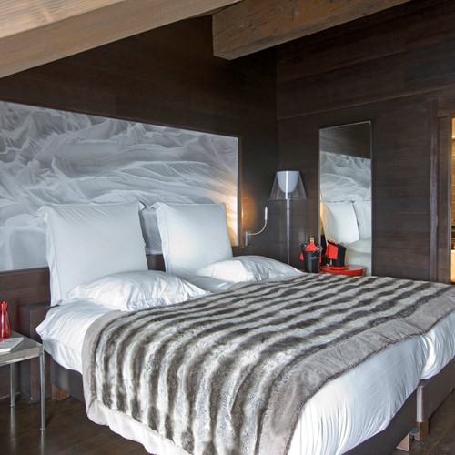 Superior-room-at-Hotel-Avenue-Lodge-Val-d-Isere