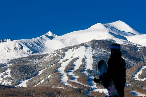Breckenridge-usa-snowboader-and-mountain.jpg