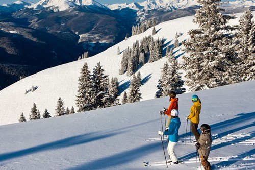 Vail-USA-skiers.jpg