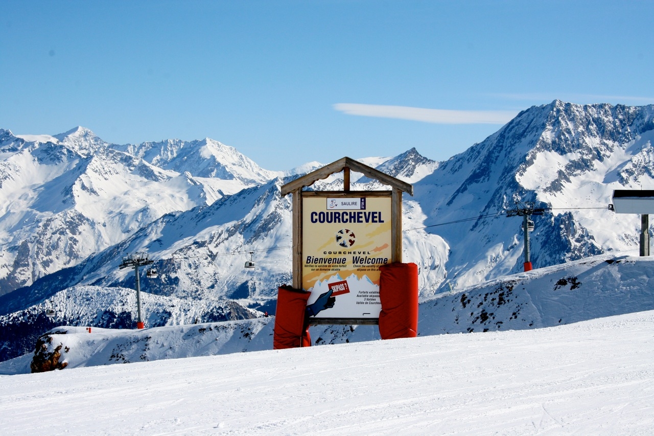 Best resorts for late season ski hoildays