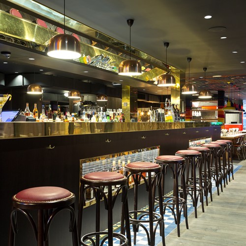 Rocky Pop Hotel bar area - ski resorts in France