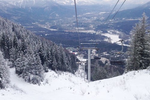 Learning-to-ski-downloading-ski-lift