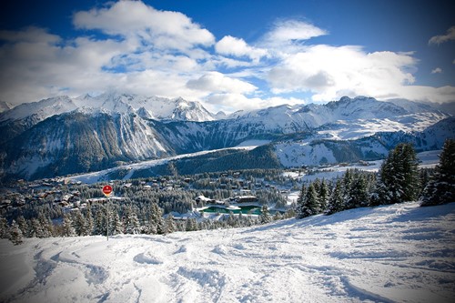 Courchevel-view-new-generation-ski-school