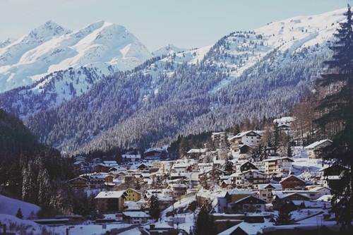 St Anton skiing