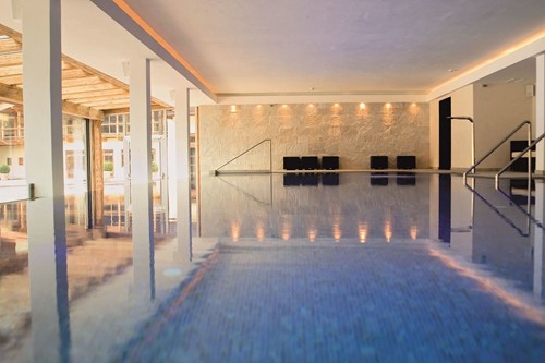 hotel kitzhof kitzbuhel indoor pool luxury ski breaks