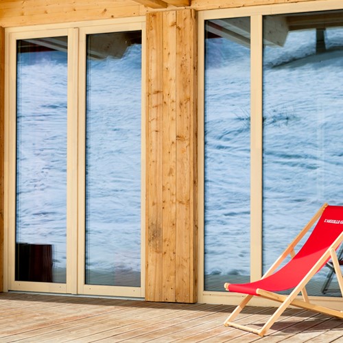 Les-Arcs-hotel-aguille-grive-balcony.jpg