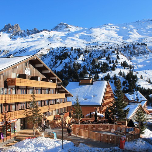 Hotel-le-Mottaret-Meribel-exterior-snow.jpg
