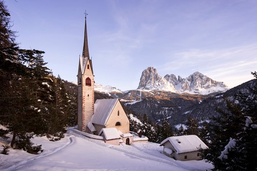 Ski in Selva Val Gardena, Italy church