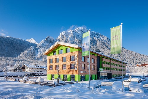 bolt hole luxury in st johann