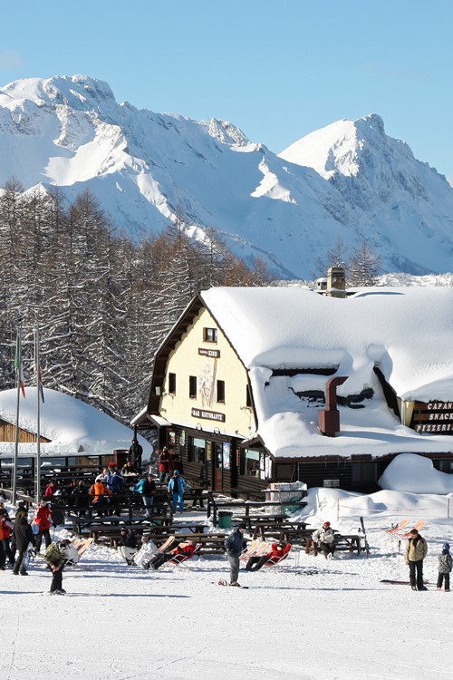 sauze d'oulx apres ski and mountain restaurants