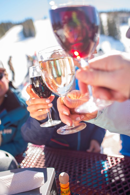 Best apres ski resorts Europe, party on the slopes with wine
