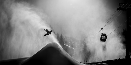 Aspen Snowmass USA snowboarder black and white