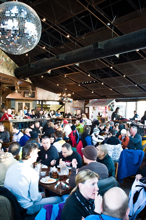 Apres GLC Whistler - photo credit Chad Chomlack.jpg
