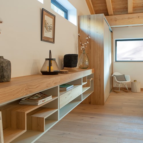Flexiski-Chalet-Des-Cascades-Master-Suite-3.jpg