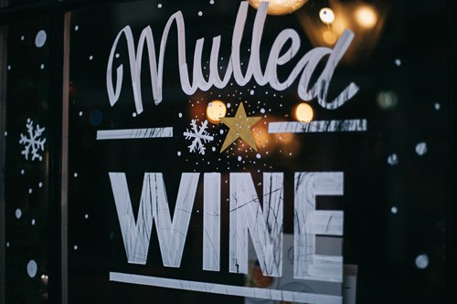 Christmas ski stop for mulled wine
