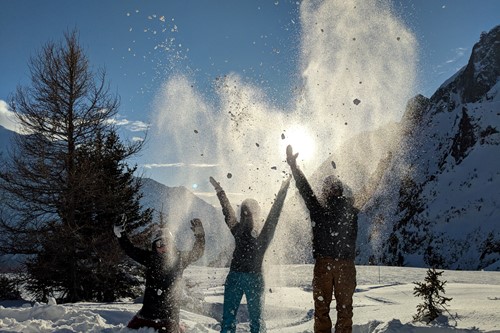 Thowing snow in Chamonix