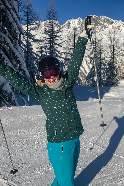 201801 Chamonix Skiing ailsa yey.jpg