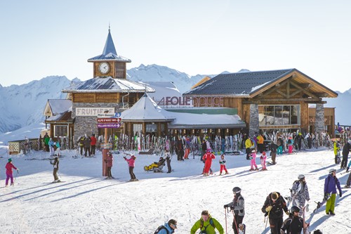 skiing in Alpe d'Huez from Manchester