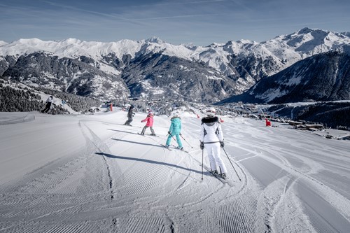 Family skiing in Courchevel