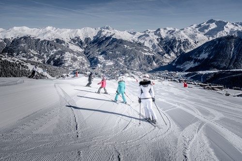 Family skiing in Courchevel