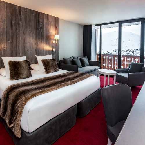 Le Pic Blanc-Alpe d'Huez-bedroom.jpg