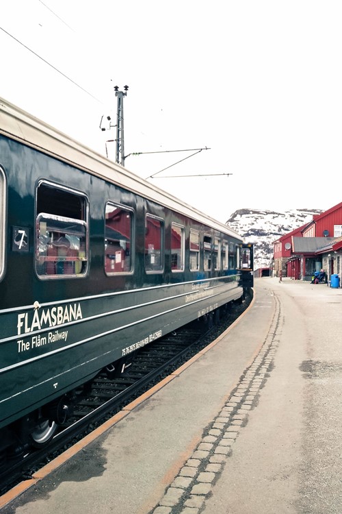 Flamsbana tain 3.jpg