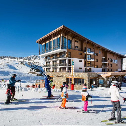 ski in, ski out hotel Taj-i Mah, Les Arcs, France - slope-side hotel